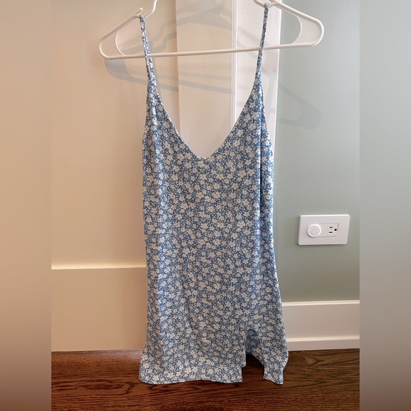Reformation Marlowe dress size xs blue white floral like new condition - Picture 5 of 7